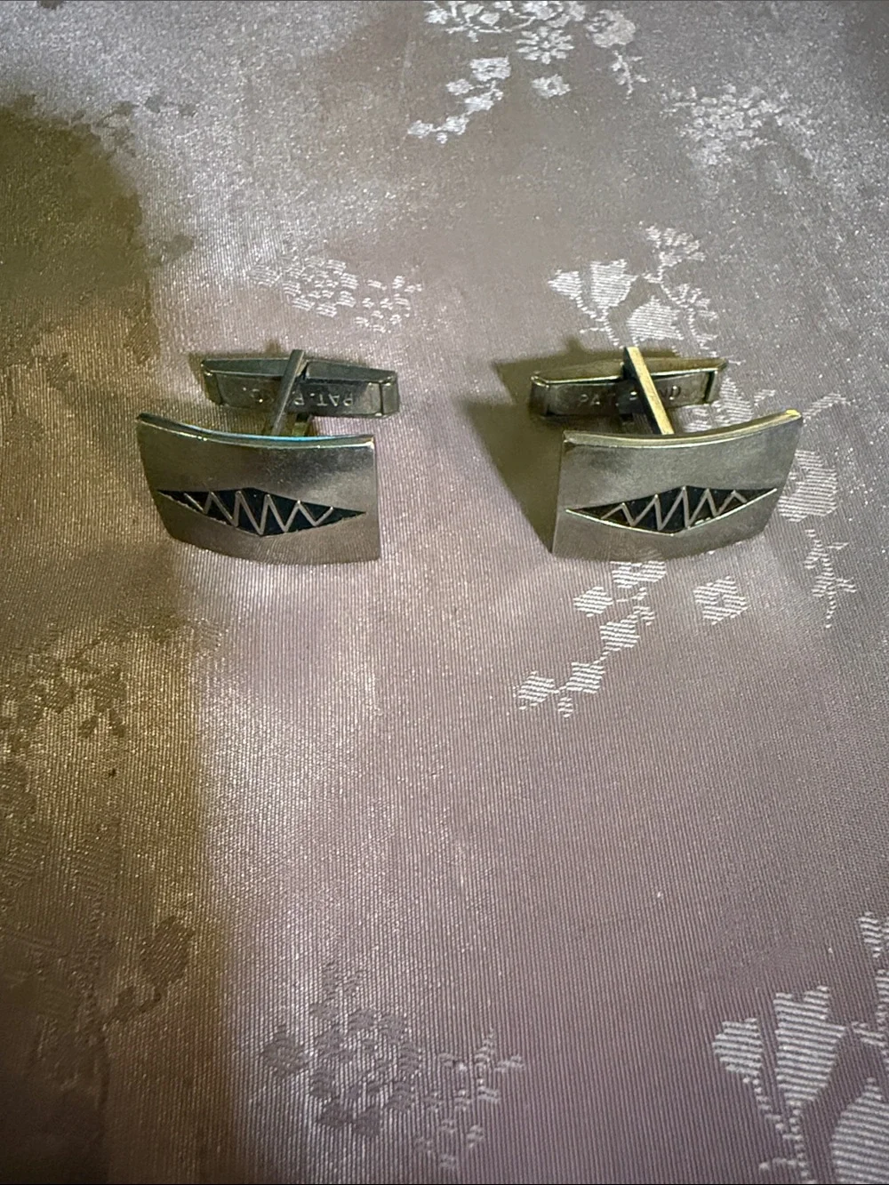 Men's vintage Silver-Tone Geometric Cufflinks - Modern Triangle Accent